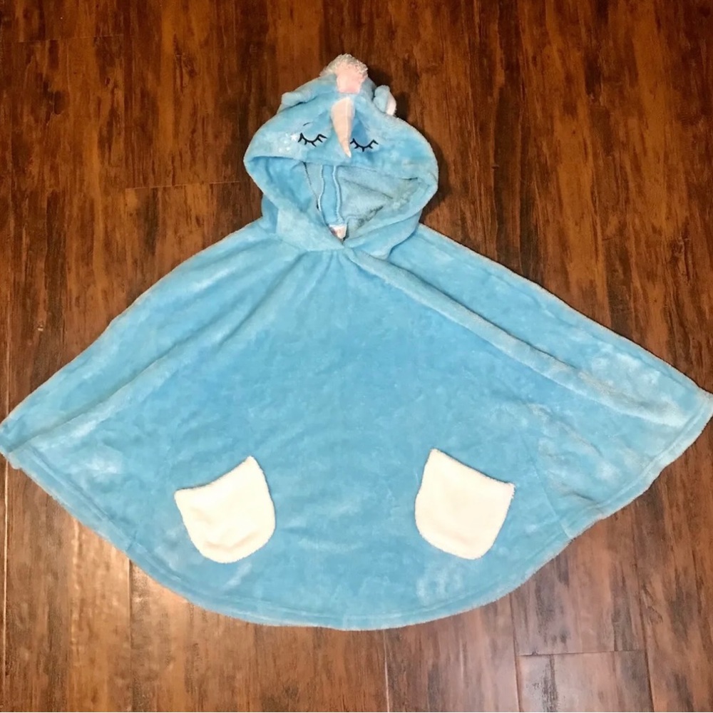 XOXO Girl Youth Girls Light Blue Unicorn Pancho Size S/M